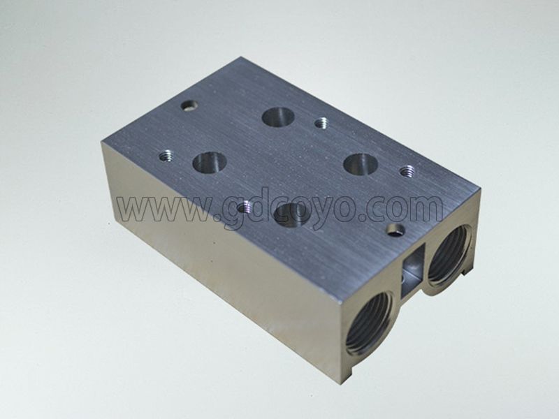 3V100M系列 汇流板